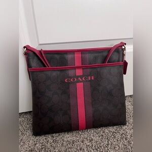 Coach bag crossbody brown with red detail
